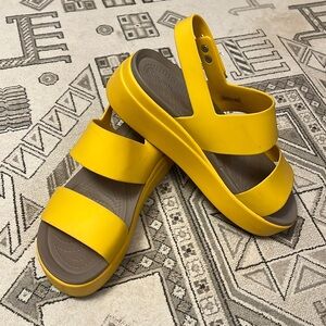 Crocs Brooklyn Low Wedge Platform Sandals